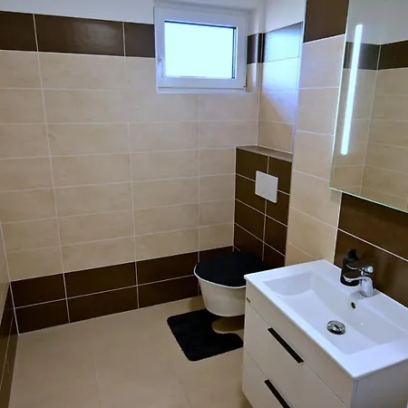 Smrkovy Vrch * Vaclavov u Bruntalu